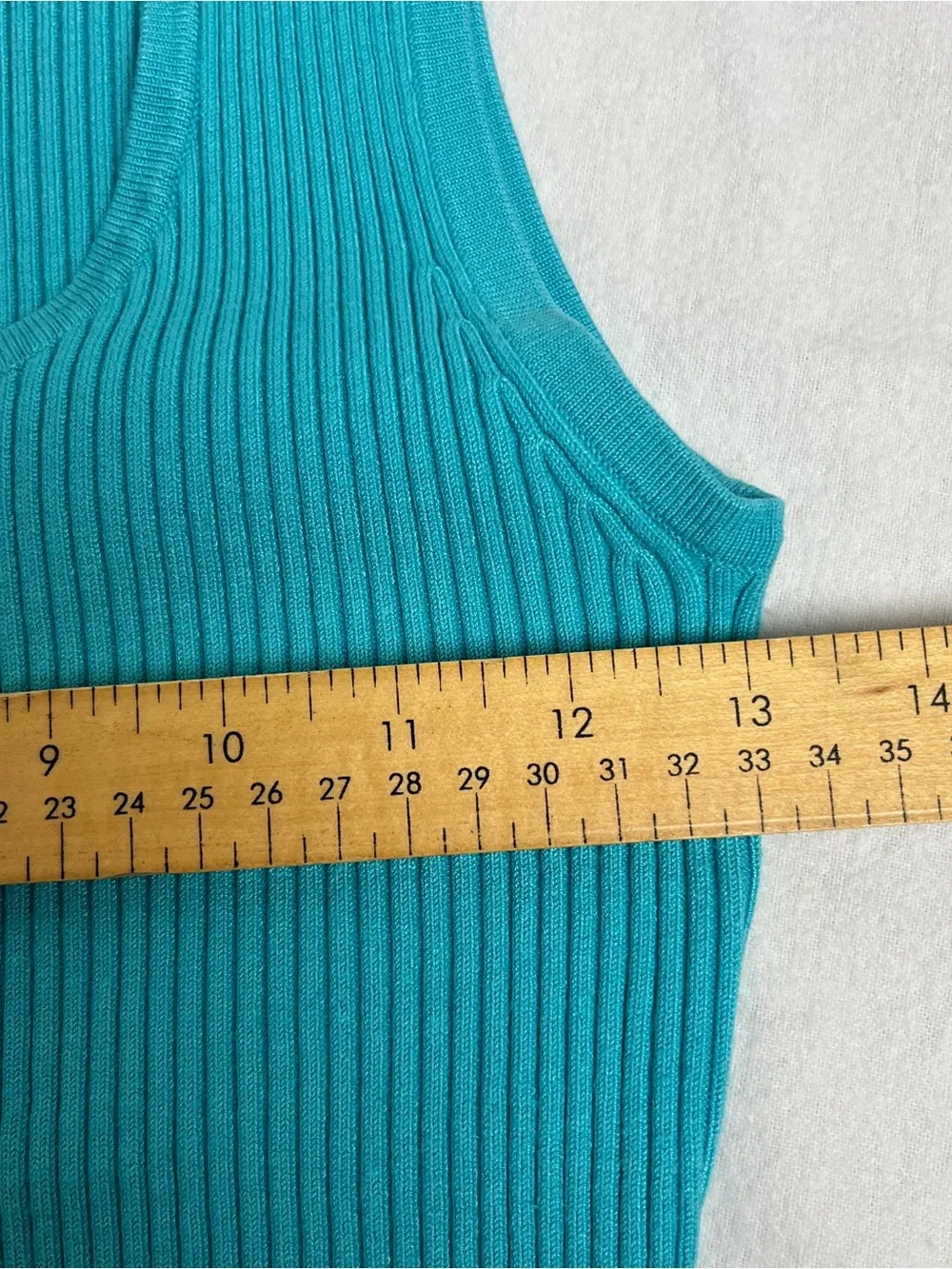 Sleeveless Sweater Lot size M Womens 4 Pull-overs Hot Pink, Red, Green sky Blue - Picture 8 of 13